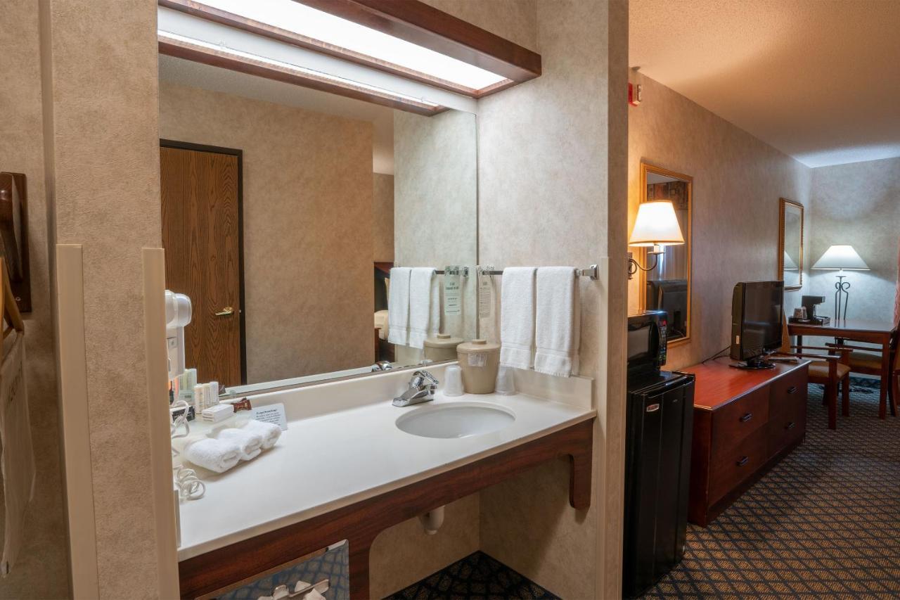 Miles City Hotel & Suites المظهر الخارجي الصورة
