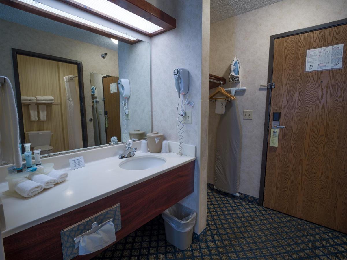 Miles City Hotel & Suites المظهر الخارجي الصورة